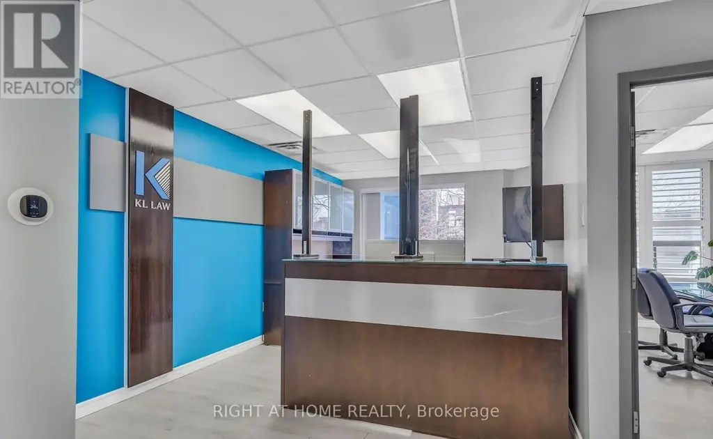 106 - 99 Holland Avenue, Ottawa